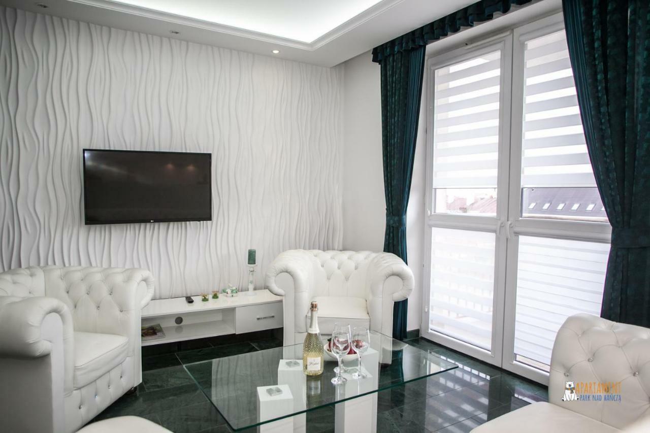 Royal Apartment In City Centre Suwałki Kültér fotó