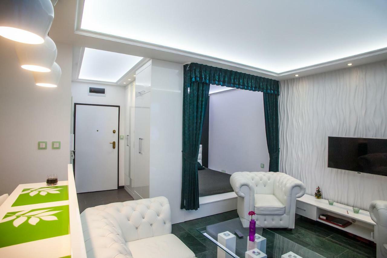 Royal Apartment In City Centre Suwałki Kültér fotó